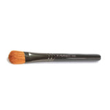 MAC Large Shader Face or Eyes Blush Brush 252SE Makeup Brushes, Paddle-Shaped Brush with Soft, Firm Fibres