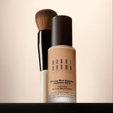 Bobbi BrownSkin Long - Wear Weightless Foundation SPF 15 30ml