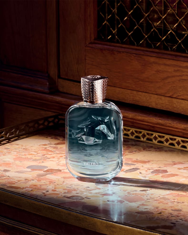 Parfums De Marly Valero Extrait de Parfum – Woody Aromatic Fragrance Unisex 100ml