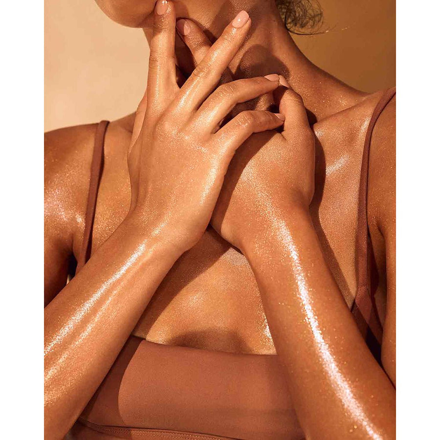 Fenty Beauty Body Lava Body Luminizer Dewy, High-Shine Finish #color_Brown Sugar