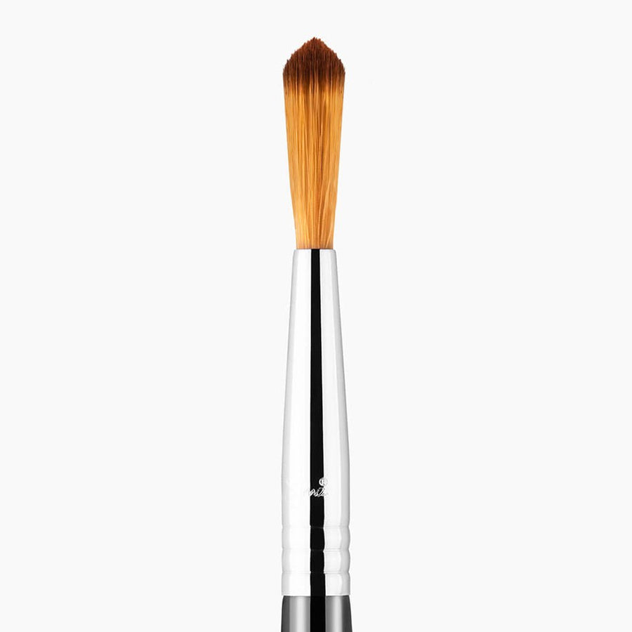 Sigma F71 Detail Concealer Brush | Ramfa Beauty