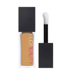 Huda Beauty FauxFilter Luminous Concealer Conceals Dark Circles, Blurs Skin & Brightens Under-Eyes #color_Praline