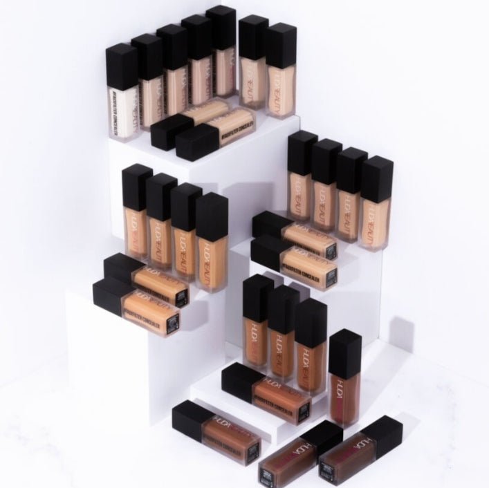 Huda Beauty FauxFilter Luminous Concealer Conceals Dark Circles, Blurs Skin & Brightens Under-Eyes