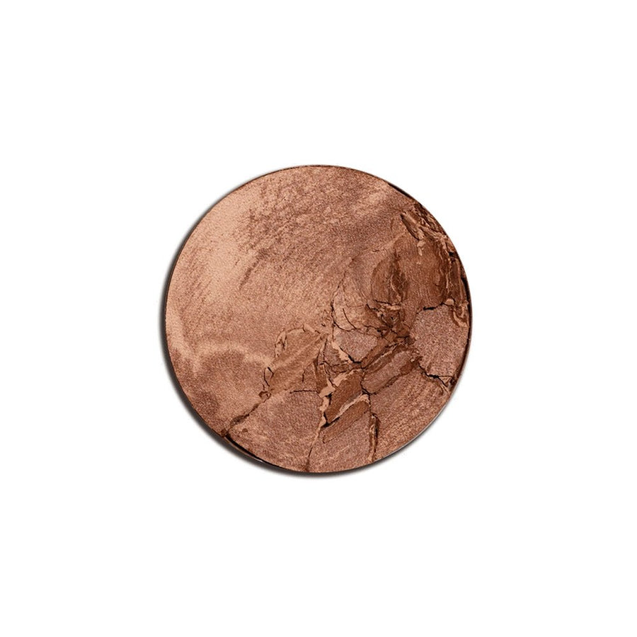 Huda Beauty GloWish Soft Radiance Bronzing Powder Fragrance-Free, Vitamin E, Shea Butter, Red Bell Pepper Extract, Damascus Rose Oil #color_03 Tan Light