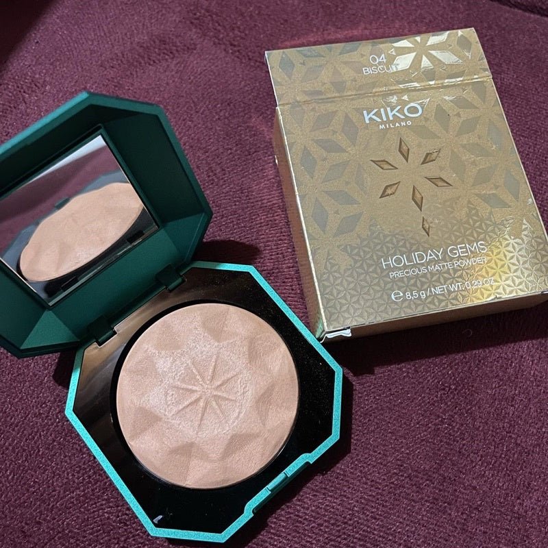 Kiko Holiday Gems Precious Matte Powder 8.5g, Blurs, Mattifies and Sets