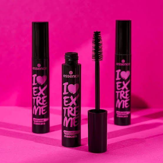 Essence I Love Extreme Volume Mascara 12ml Dramatic Volume and Length