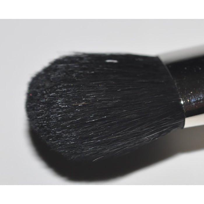 MAC Large Fluff Brush 227 Makeup Brushes, Large Paddle-Shaped Brush with Fluffed, Rounded Tip