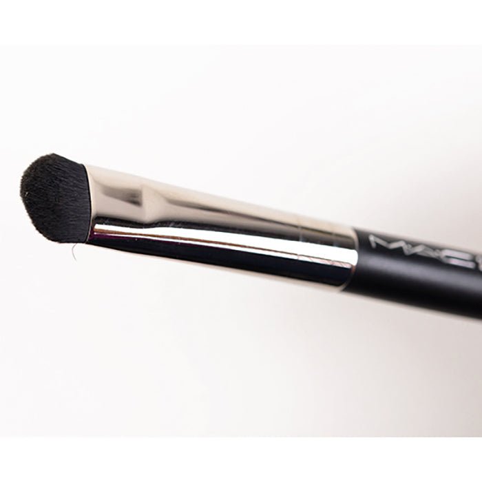 MAC Medium Shader Brush 215 Makeup Brushes, Limited Edition Brush, Shaping Defining the Eye