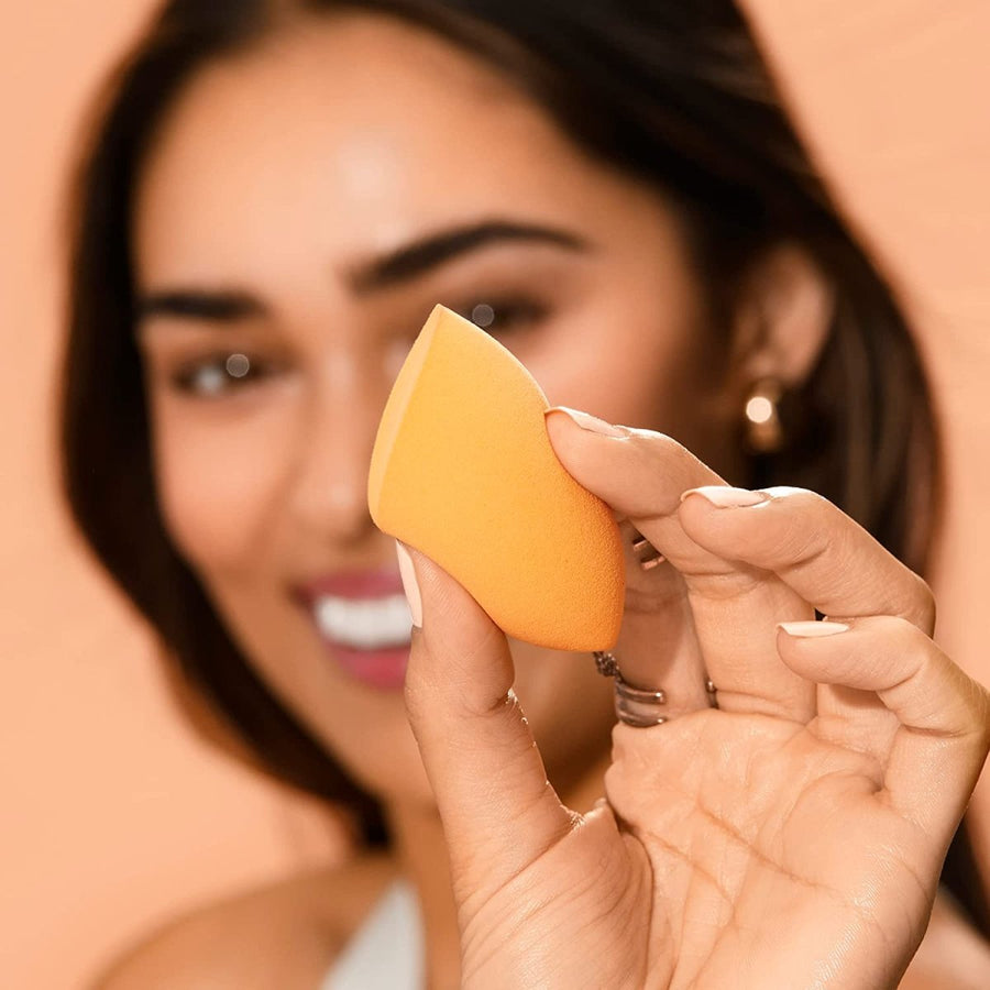 Real Techniques Miracle Complexion Makeup Sponge, Blends Liquid and Cream Makeup