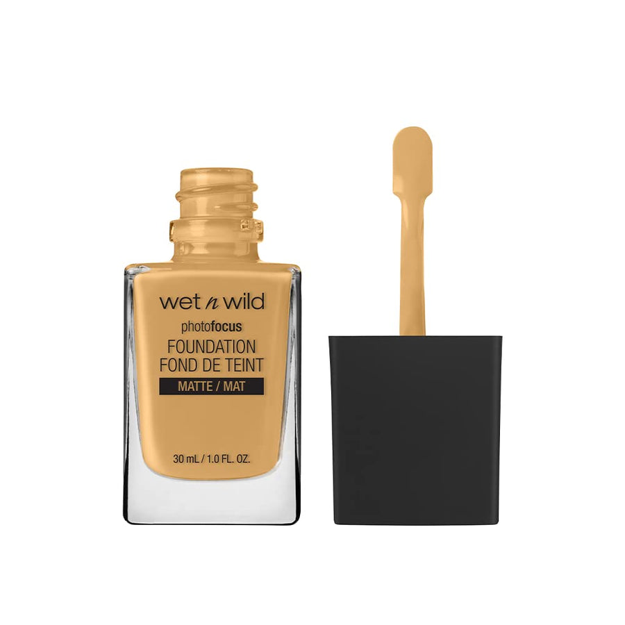 Wet n Wild Photo Focus Foundation Matte 30ml, Flawless Camera-Ready Makeup #color_Classic Beige