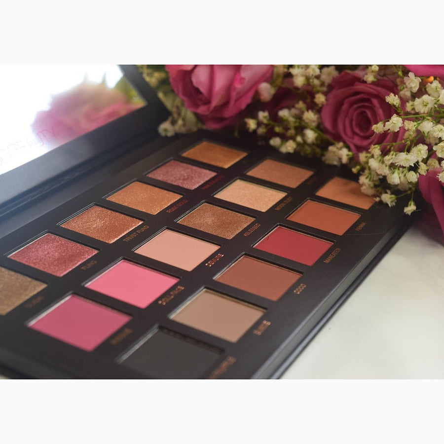 Huda Beauty Rose Gold Remastered Eyeshadow Palette, 18 Buttery-Smooth Shadows, High-Pigment 