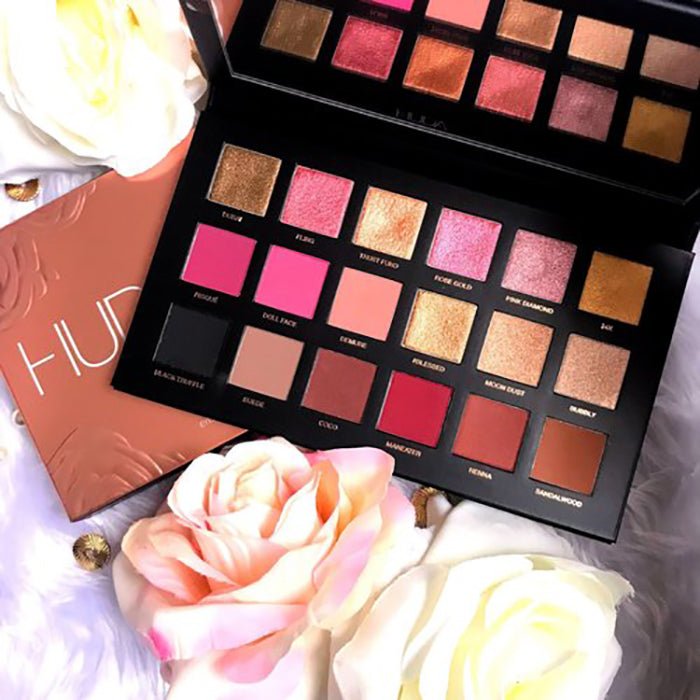 Huda Beauty Rose Gold Remastered Eyeshadow Palette, 18 Buttery-Smooth Shadows, High-Pigment 