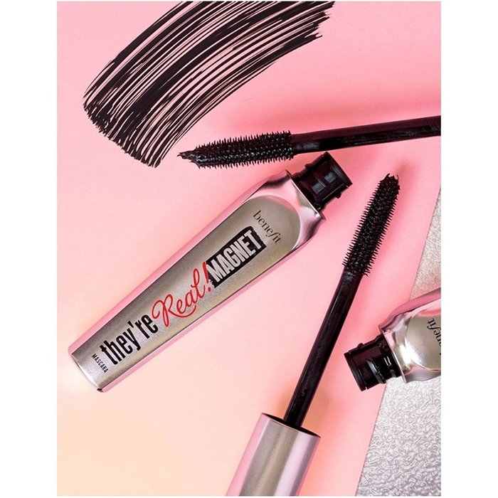 Benefit They're Real Magnet Extreme Lengthening Black Mascara Long Lasting  0.11oz 3g 