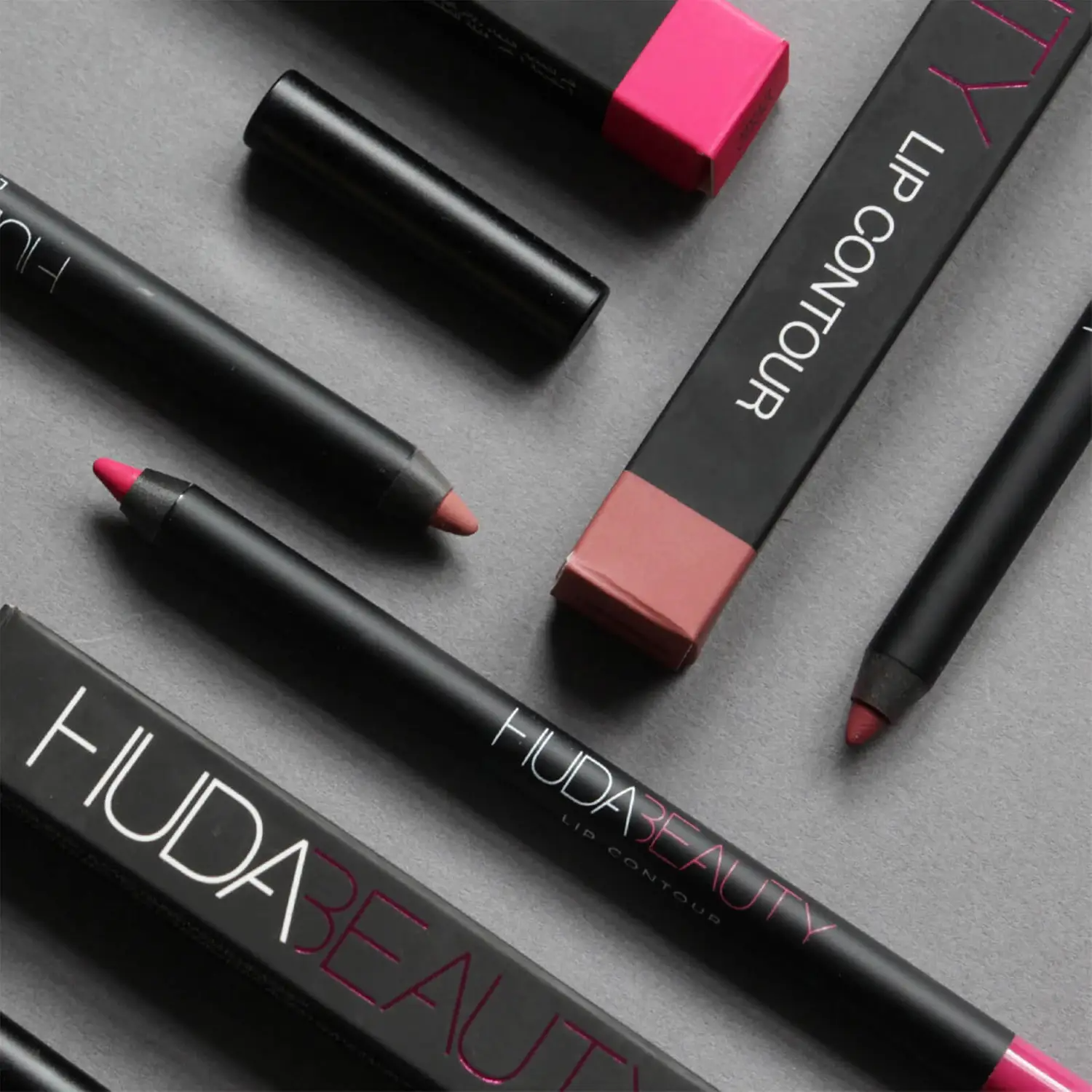 Huda Beauty Lip Contour | Ramfa Beauty