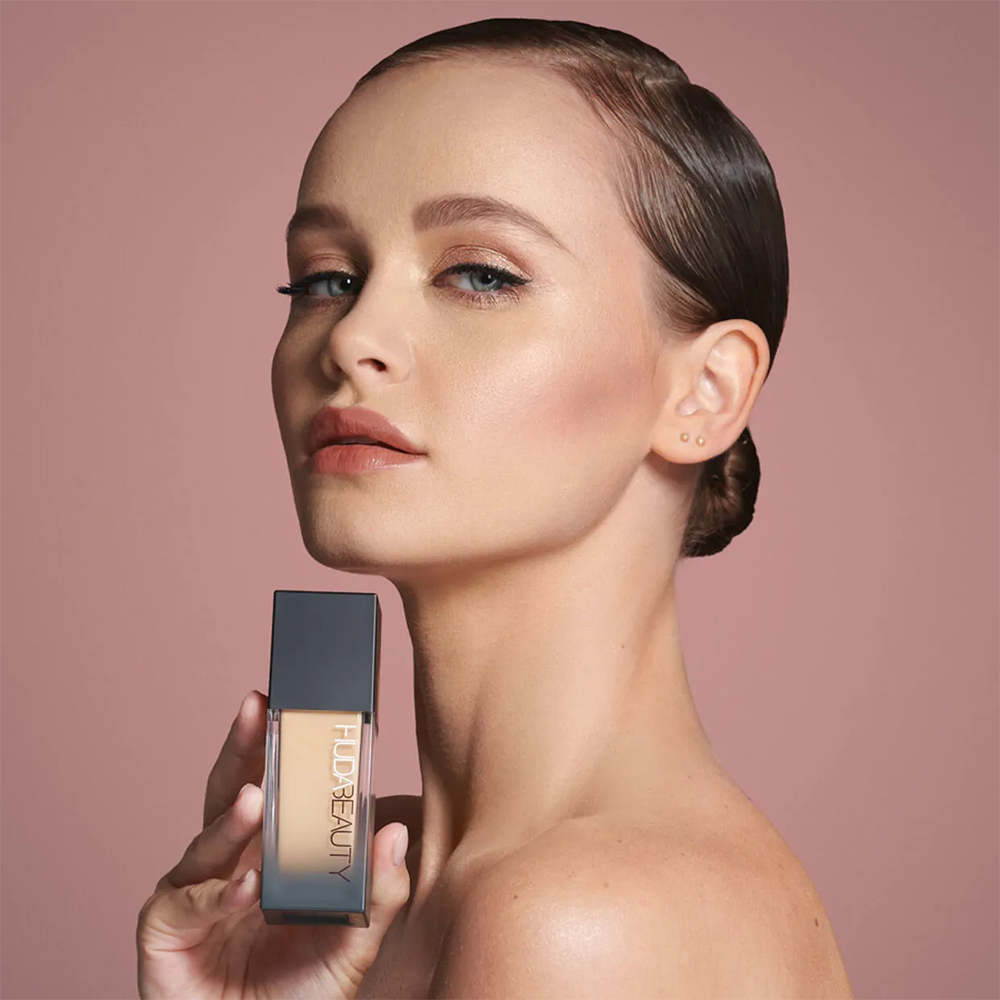 Huda Beauty FauxFilter Foundation Instant Coverage, Blurs Skin, Radiant Finish #color_Creme Brulee 150G
