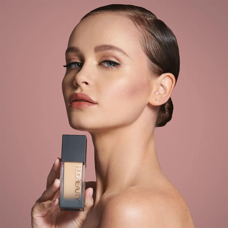 Huda Beauty FauxFilter Foundation Instant Coverage, Blurs Skin, Radiant Finish #color_Creme Brulee 150G