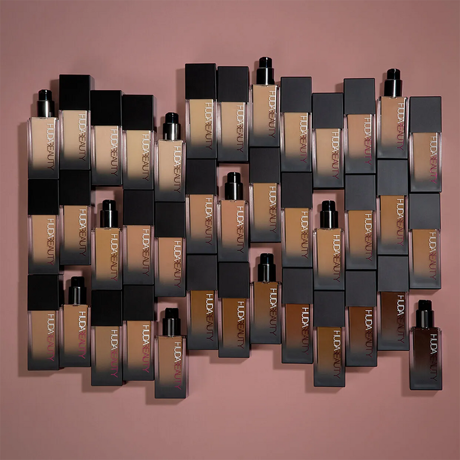 Huda Faux Filter Foundation Instant Coverage, Blurs Skin, Radiant Finish