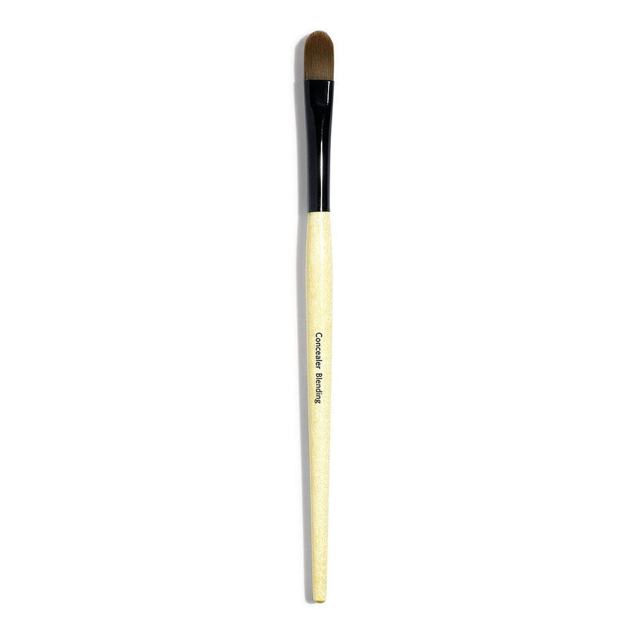 Bobbi Brown Brush Concealer Brush 720S | Ramfa Beauty
