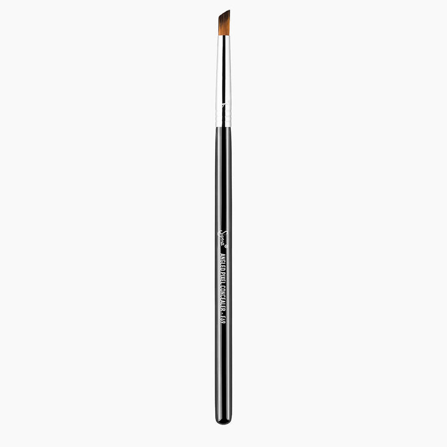 Sigma F69 Angled Pixel Concealer Brush | Ramfa Beauty 